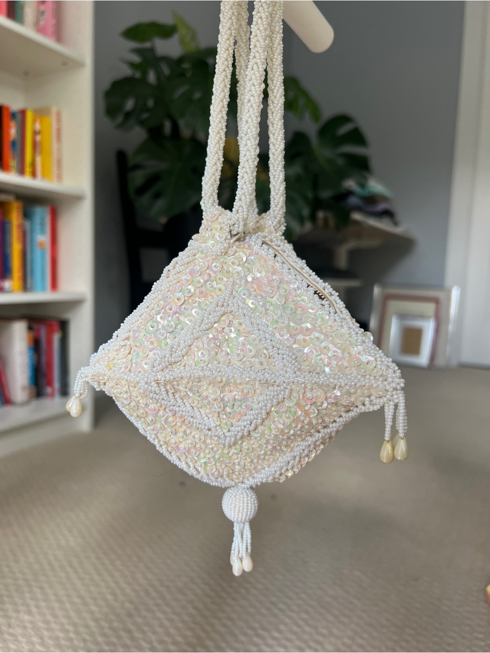 Vintage white beaded and sequinned bag